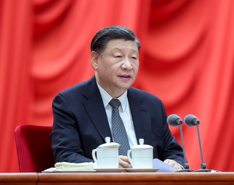 4月3日，學(xué)習(xí)貫徹習(xí)近平新時代中國特色社會主義思想主題教育工作會議在北京召開。中共中央總書記、國家主席、中央軍委主席習(xí)近平出席會議并發(fā)表重要講話。